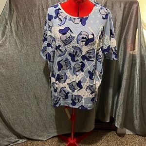 Lularoe shirt
